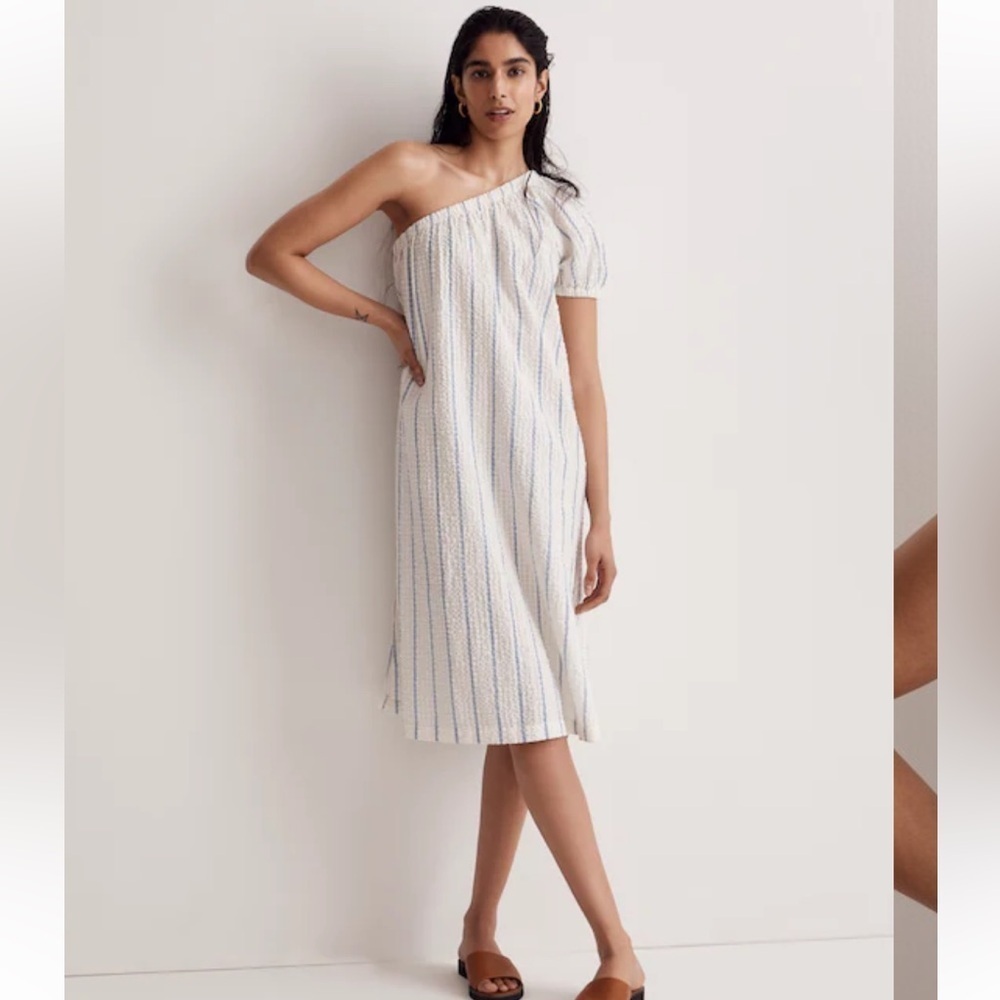 Madewell Seersucker One-Shoulder Puff-Sleeve Midi Dress in Stripe